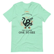 Cargar imagen en el visor de la galería, Camiseta Boho serpiente - I have three eyes - Adopta un Animal - Tienda
